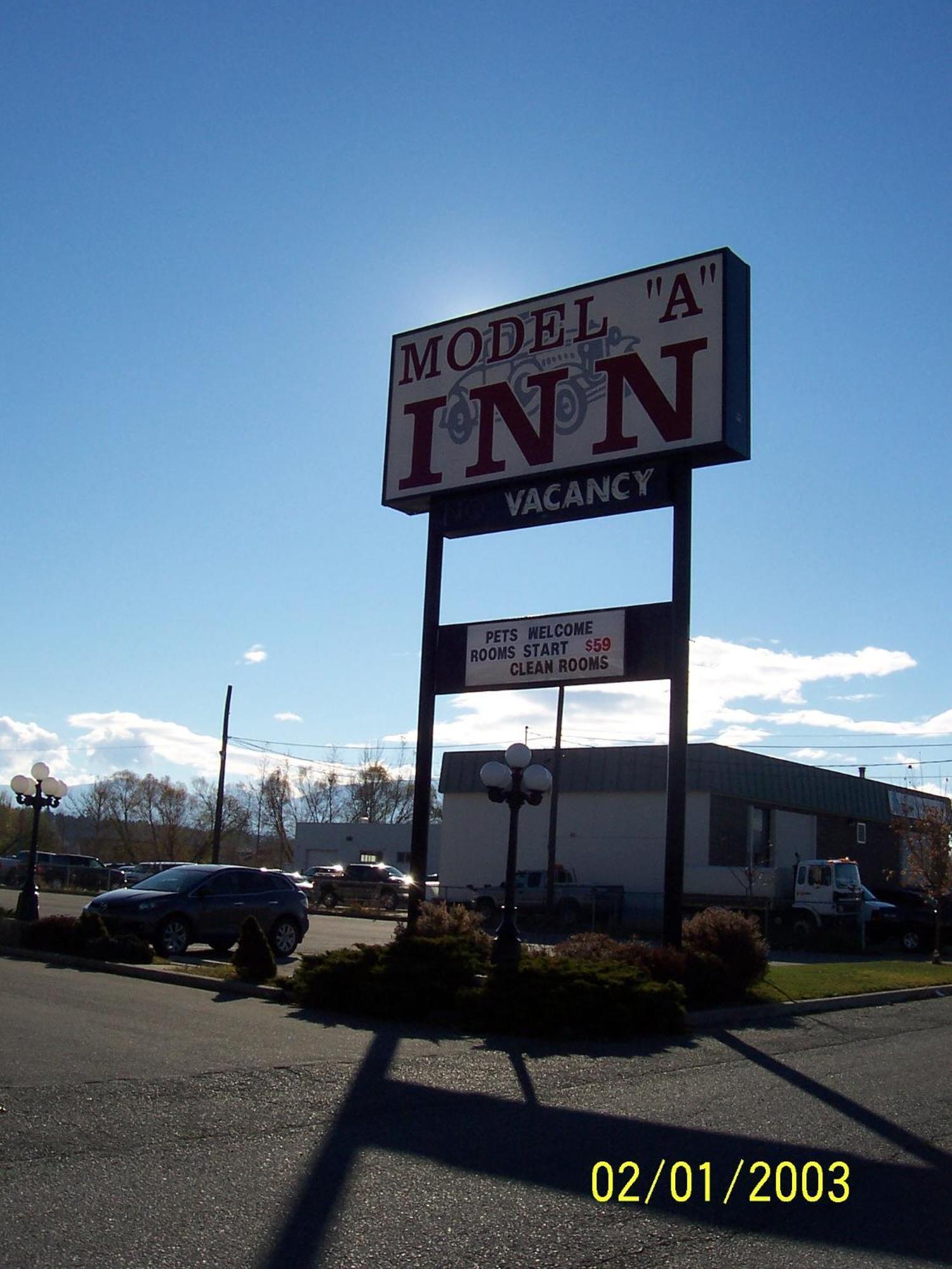 Model A Inn Cranbrook Kültér fotó